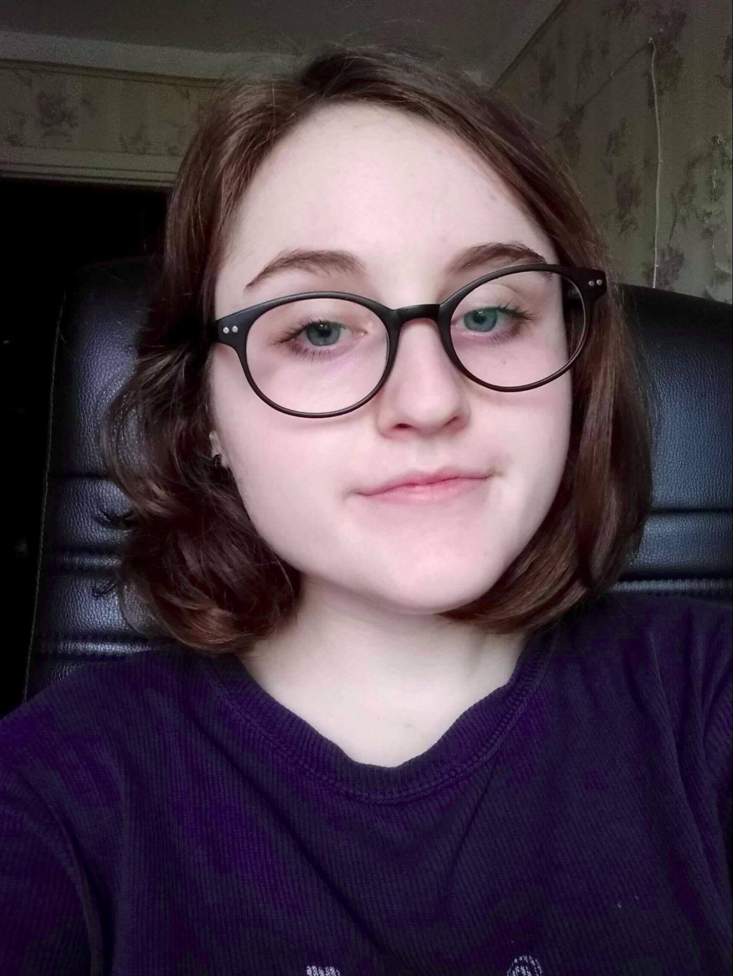 Anna Ostrovska, Illustrator & UI Designer