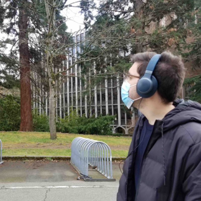New AI noise-canceling headphone tech could let you pick which sounds you hear
